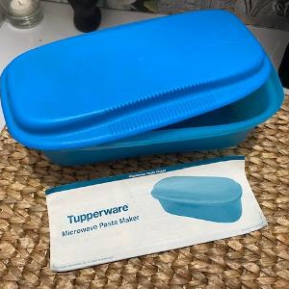 Tupperware Microwave Pasta Maker